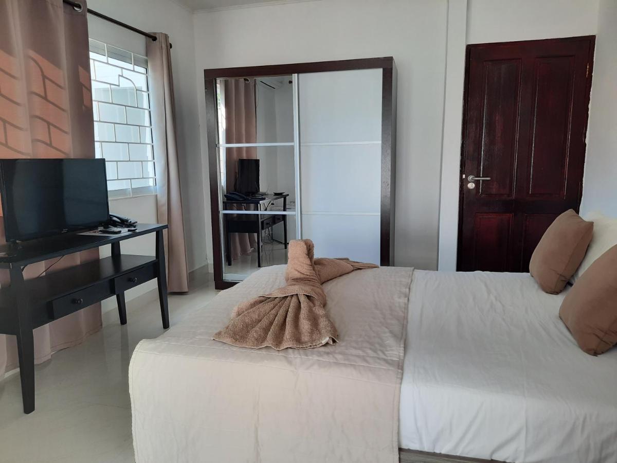 Hotel Plein Soleil Grand Anse  Εξωτερικό φωτογραφία